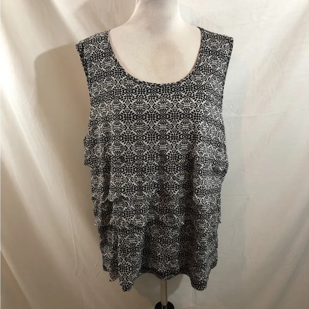Serengeti Black & White Design Sleeveless Top - Women’s 3X, Bust 26”